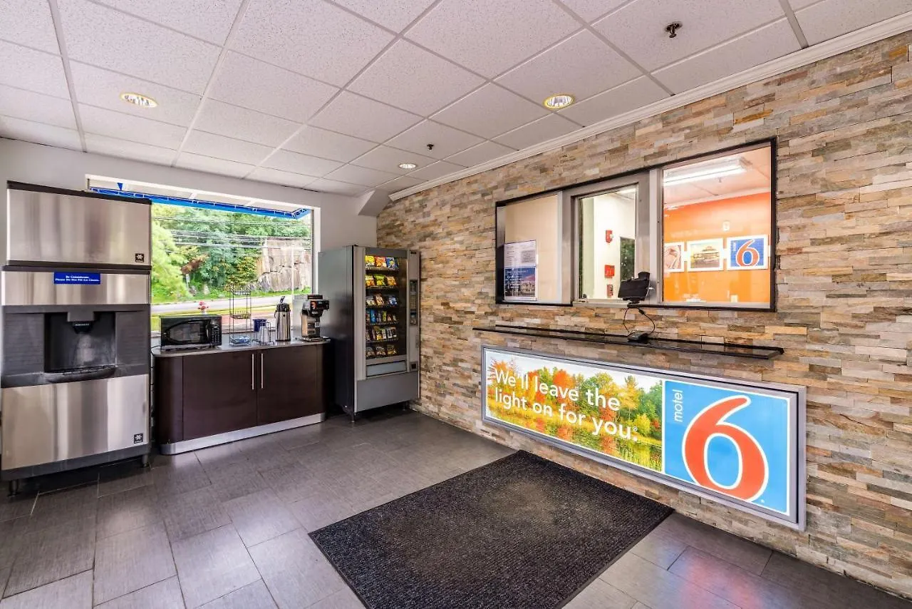Motel 6-Elmsford, Ny - White Plains Elmsford