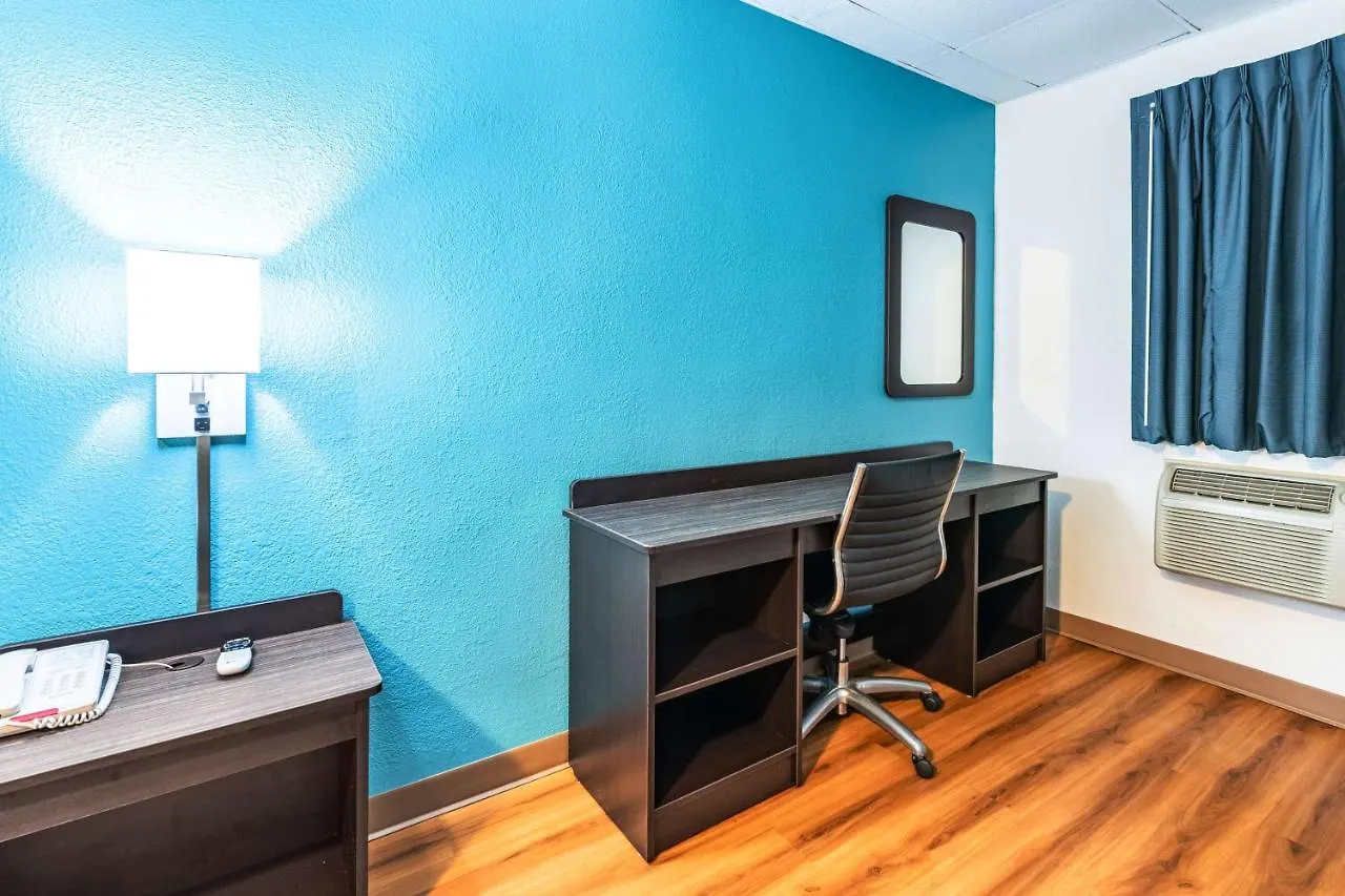 Hotel Motel 6-Elmsford, Ny - White Plains